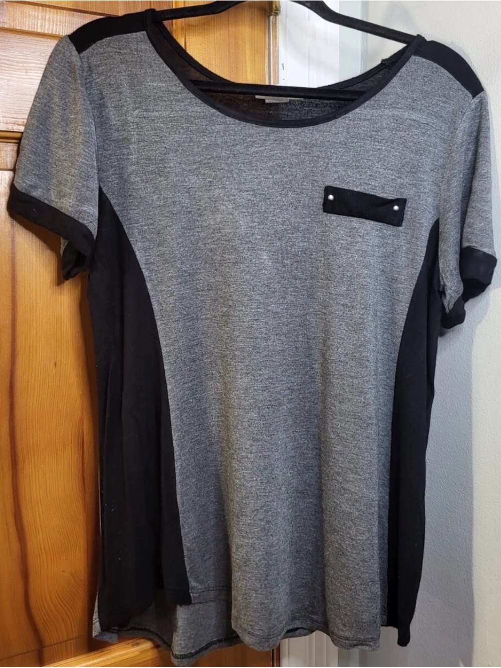 Claudia Richard Grey and Black Short Sleeve Tunic Top